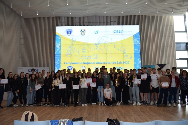 Șah de top la ASE: studenții economiști reprezintă România în Armenia